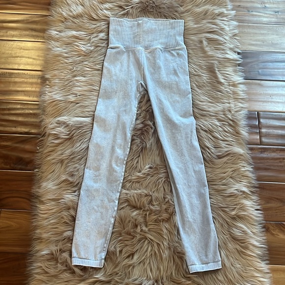 Good Karma Leggings Free People Movement Gray XS/S - Picture 2 of 8